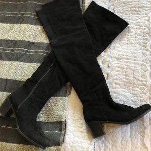 Stuart Weitzman otk black suede boot size 10.